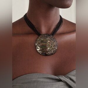 E&L Israel 925 Sterling Silver Electroform Snake Skin Disc Leather Cord Necklace